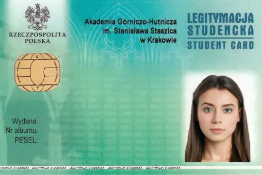 Skan legitymacji studenckiej Akademii Górniczo-Hutniczej im. Stanisława Staszica w Krakowie z wizerunkiem studentki i chipem.